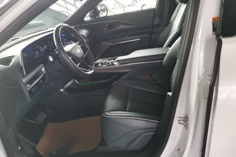 Used Cadillac LYRIQ 2022 Four-Wheel-Drive High-Performance Deluxe Edition Left Front Seat