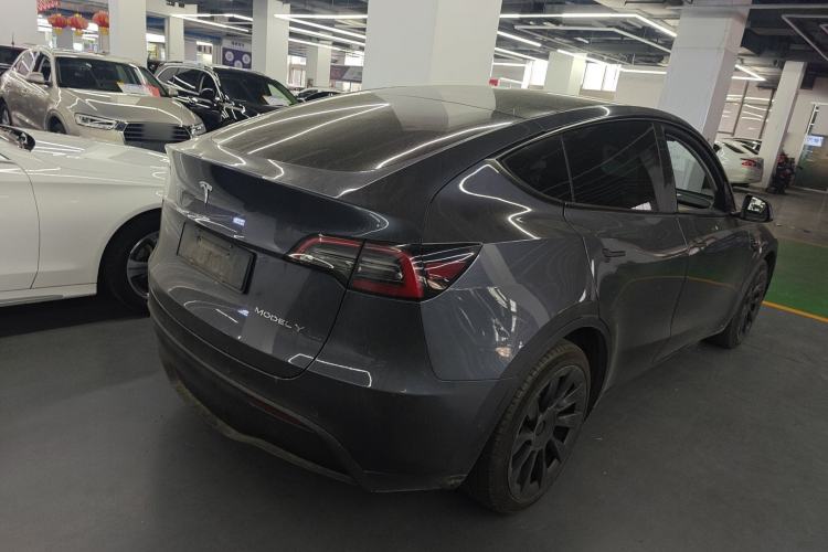 Used Tesla Model Y 2021 Long-Range All-Wheel-Drive Version