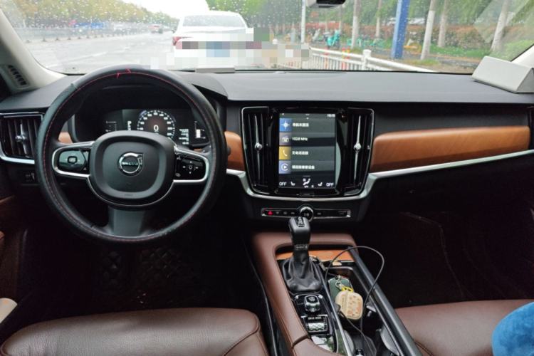 Used Volvo S90 2019 T5 Zhiyi Edition Center Console