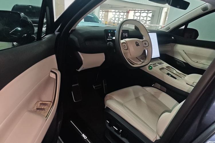 Used Nio ES7 2022 75 kWh Driver Seat