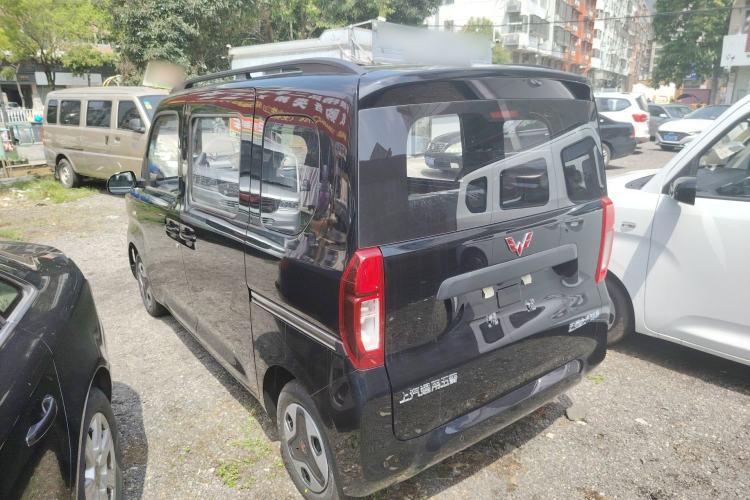 Used Wuling Zhiguang New Energy 2025 Model 305km Ambitious Edition Rear Left 45 Deg