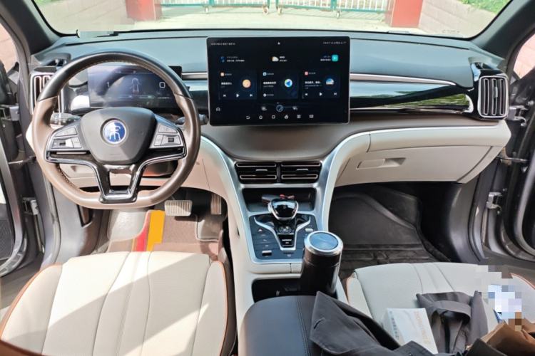 Used BYD Song Pro New Energy 2022 DM-i 110km Flagship Pro Model Center Console