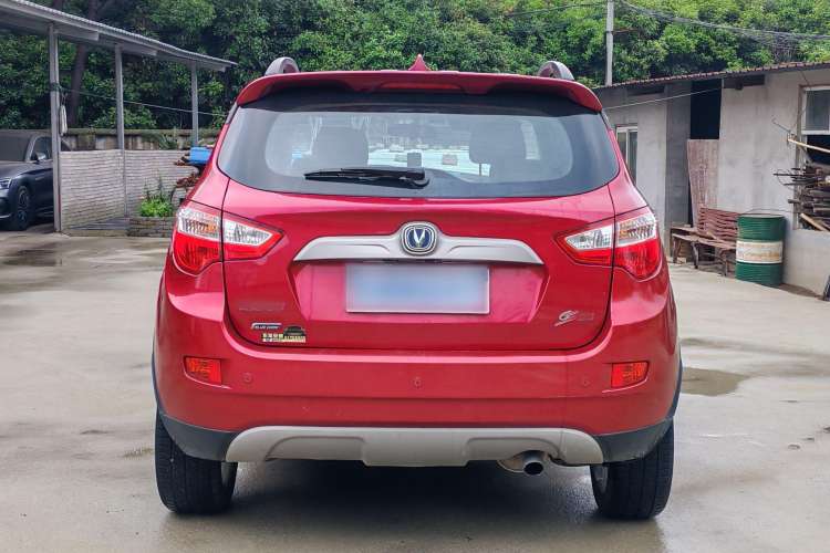 Used CHANGAN CS35 2012 1.6L Automatic Luxury Version China IV Standard
