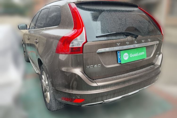 Used Volvo XC60 2016 T5 Smart Upgrade Model
