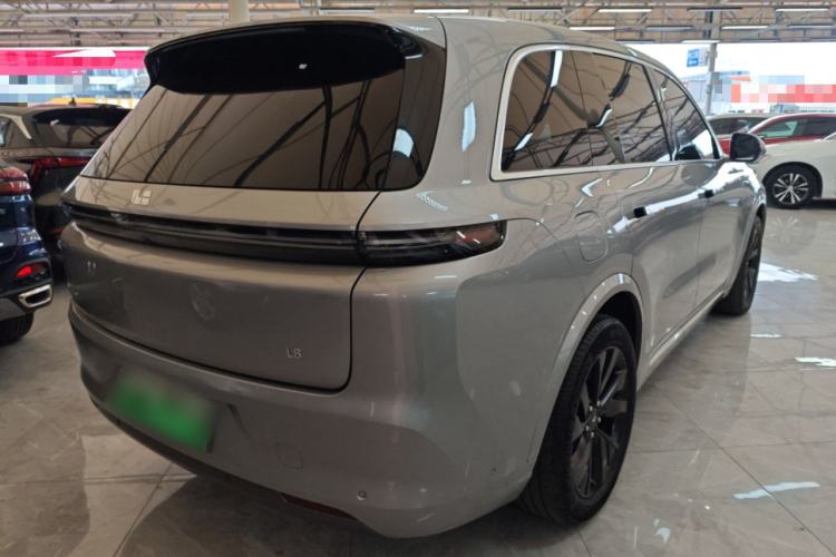 Used Li Auto L8 2023 Air model
