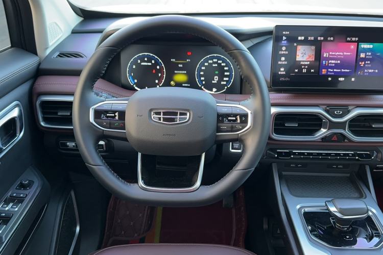 Used Geely Auto Haoyue 2022 1.8TD DCT Luxury 7-Seater
