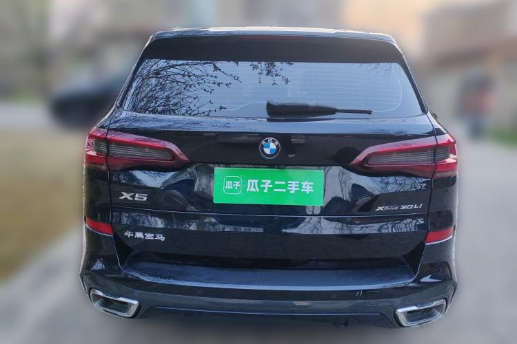 Used BMW X5 2022 xDrive 30Li Luxury M Sport Package
