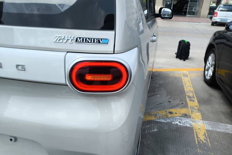 Used Wuling Hongguang MINIEV 2024 3rd Generation 215km Youth Edition