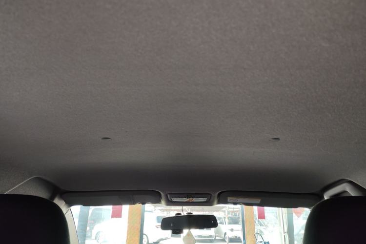 Used Toyota YARiS L Zhi Xuan 2014 1.3E Manual Charm Edition Headliner