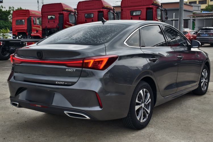 Used CHANGAN Eado 2022 PLUS Blue Whale NE 1.4T GDI DCT Prestige Edition Exterior 3