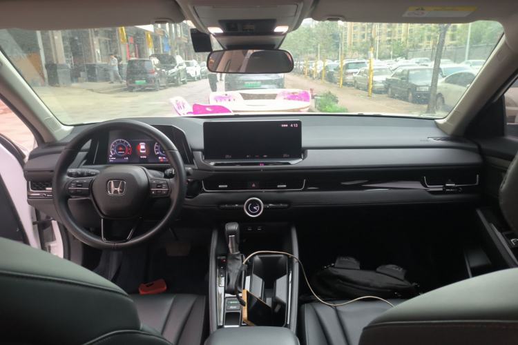 Used Honda Inspire 2023 260TURBO Deluxe Edition Center Console