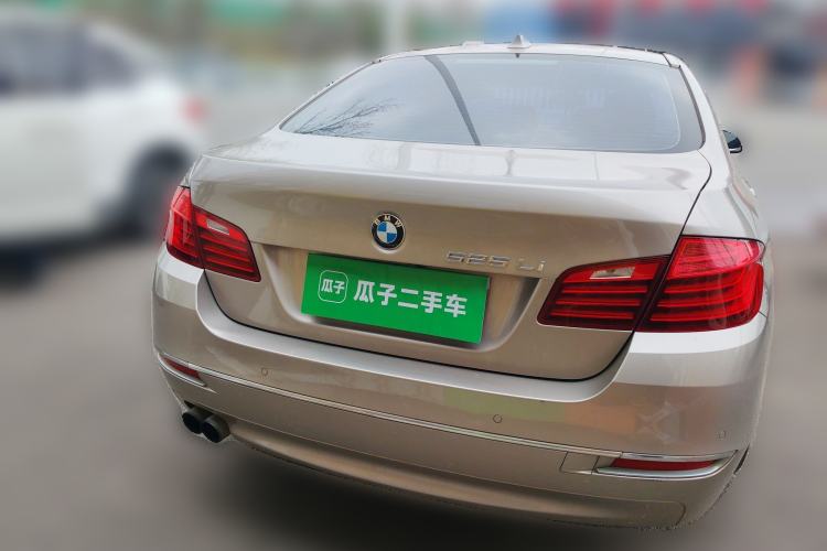 Used BMW 5 Series 2014 525Li Luxury Design Package
