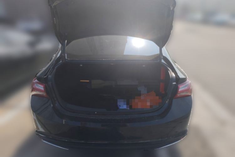 Used Chevrolet Malibu XL 2023 Redline 2.0T Sporty Edition Trunk