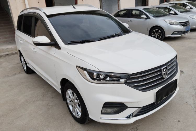 Used Baojun 360 2019 1.5L Automatic Elite Version China VI Front Right 45 Deg