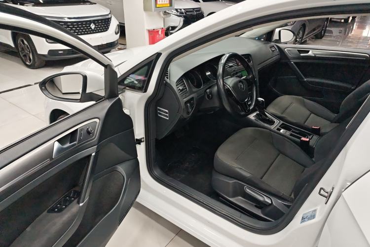 Used Volkswagen Golf 2015 1.4TSI Automatic Comfort Model