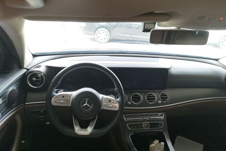 Used Mercedes-Benz E-Class 2020 Restyled E 300 L Sporty and Stylish Edition Center Console