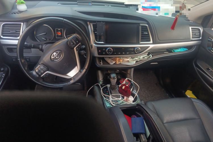 Used Toyota Highlander 2018 2.0T Four-Wheel Drive Prestige Version 7 Seats China VI Standard