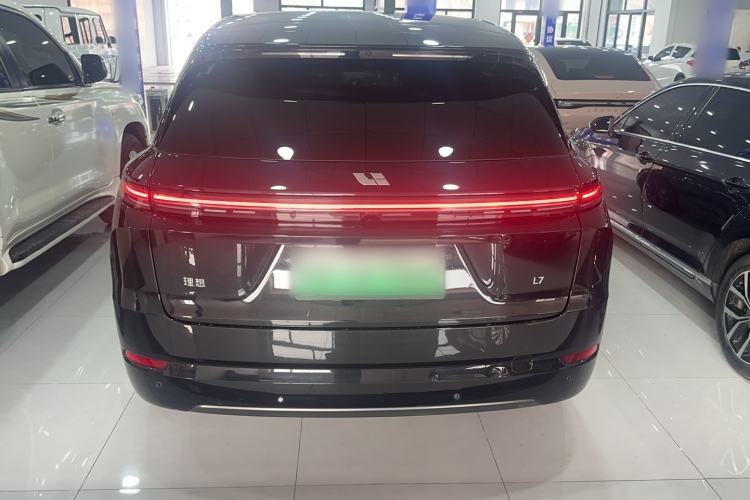 Used Li Auto L7 2025 Pro Smart Refresh Edition
