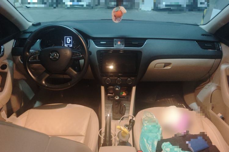 Used Skoda Octavia 2015 1.6L Automatic Yijun Edition
