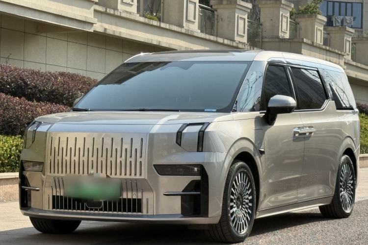 Used Zeekr 009 2022 WE Edition