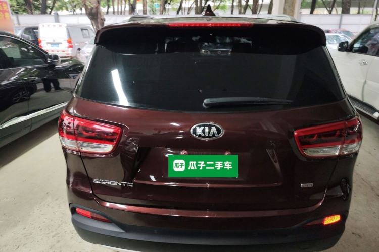 Used Kia Sorento 2015 Sorento L 2.4L Gasoline 4WD Elite Edition 7 Seats China V Emission Standard
