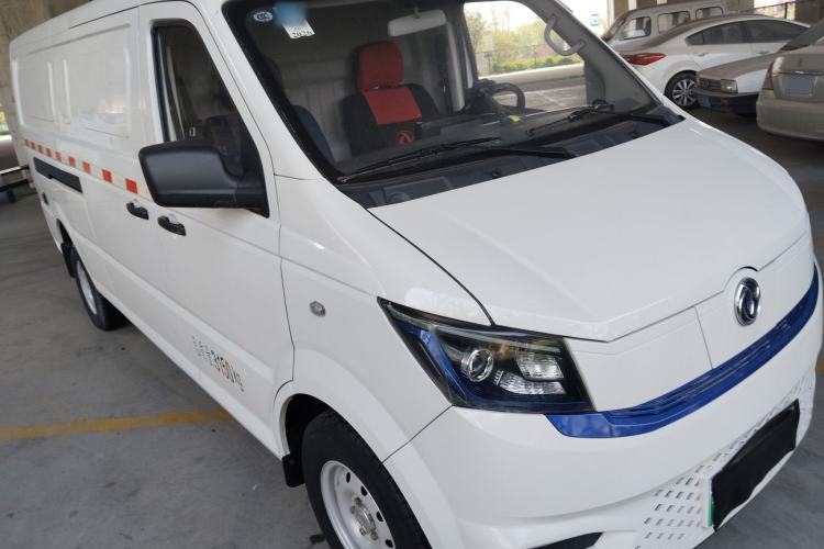 Used Dongfeng Yufeng EM27 2024 EM27L BYD CATL 41.86 kWh Front Right 45 Deg