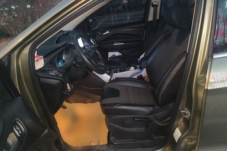 Used Ford Kuga 2013 1.6L GTDi Two-Wheel-Drive Trend Model