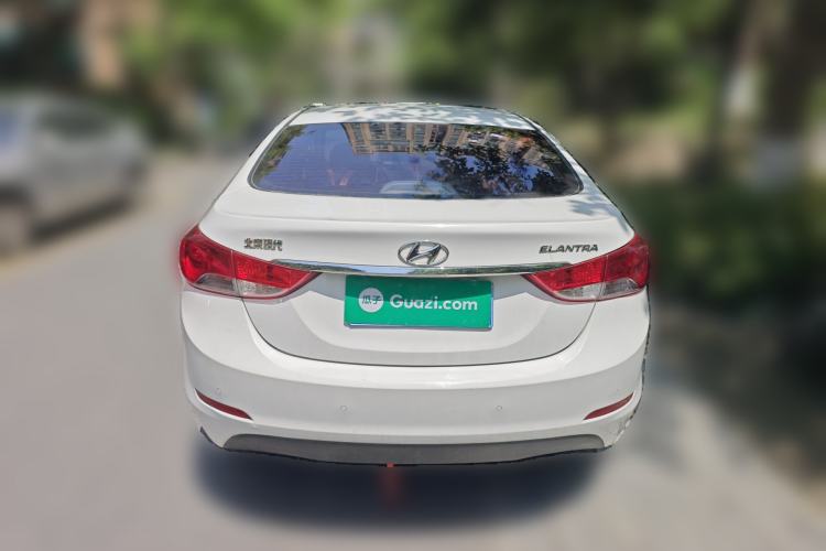 Used Hyundai Elantra (5th Generation / Langdong) 2015 1.6L Automatic Fashion Model