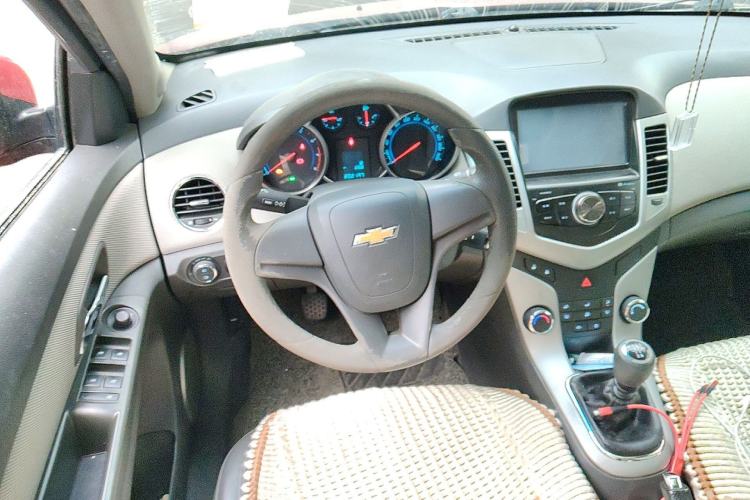 Used Chevrolet Cruze 2013 1.6L SE MT
