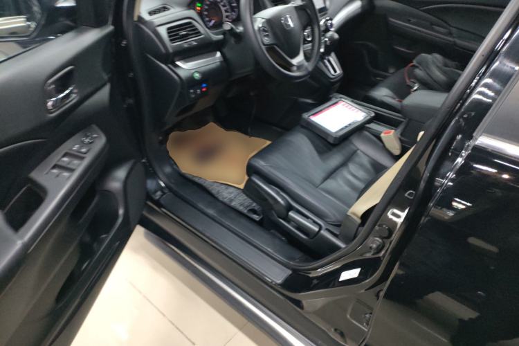 Used Honda CR-V 2016 2.0L Two-Wheel Drive Classic Edition