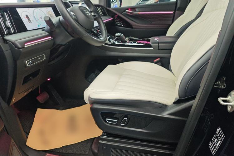 Used GAC Trumpchi M8 2024 Master Series 400T Prestige Edition
