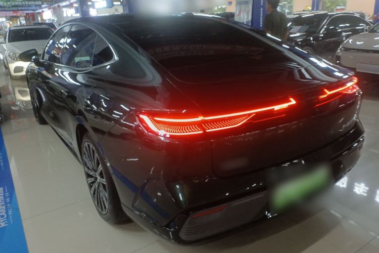 Used Geely Galaxy 8 2025 130km EM-P Starship Edition Rear Left 45 Deg