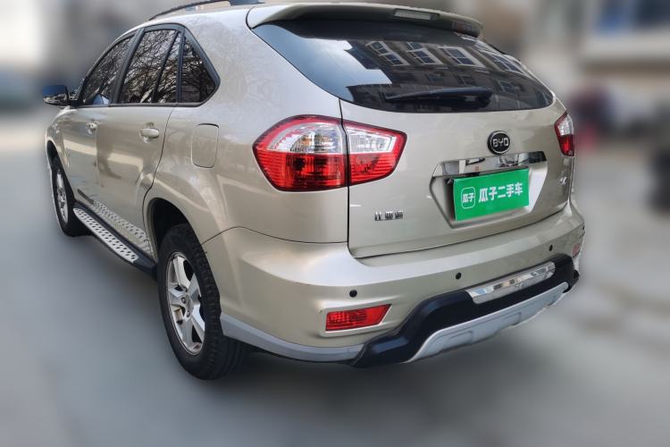 Used BYD S6 2013 Jingyue Edition 2.0L Manual Luxury Model 5 Seats