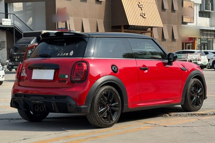 Used MINI 2023 Updated 2.0T COOPER S Racing Driver Exterior 4