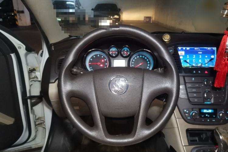 Used Buick Regal 2012 2.0L Comfort Edition Steering Wheel