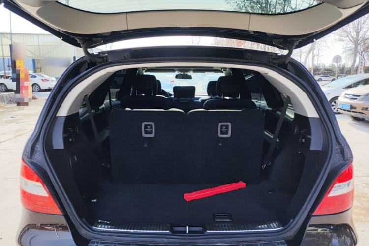 Used Mercedes-Benz R-Class 2014 R 320 4MATIC Business Model