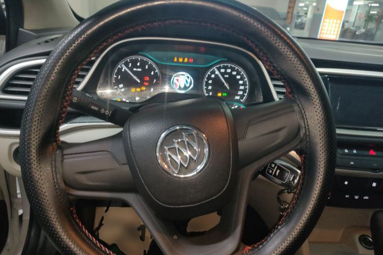 Used Buick GT 2021 Exemplar 1.5L Automatic Elite Version Steering Wheel