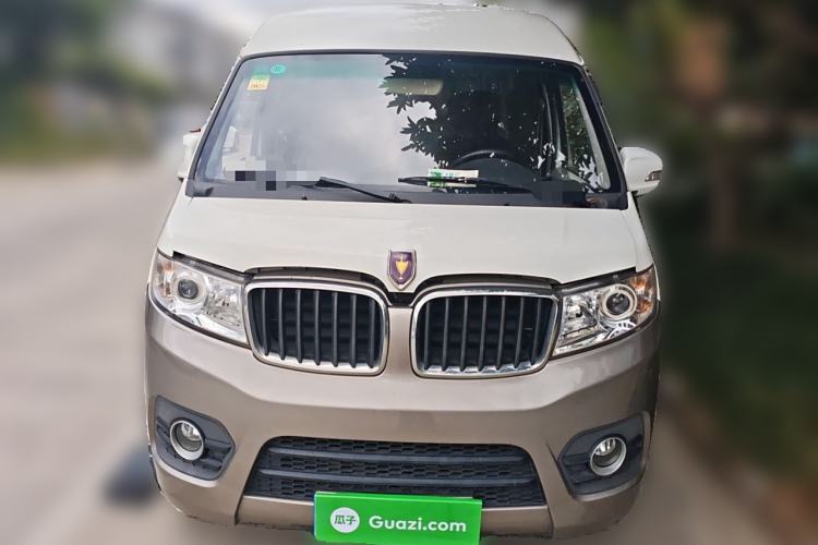 Used Jinbei New Hiace X30L 2022 1.5L Wealth Edition Air-Conditioning-Free Van China VI Standard SWC15M
