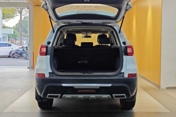 Used Changan CS75 2014 2.0L Manual Luxury Version China V Standard
