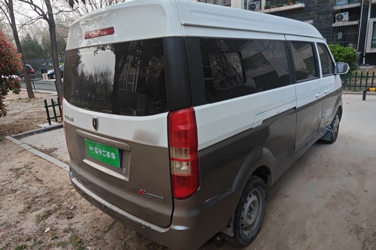 Used Jinbei New Hiace X30L 2021 1.5L Wealth Edition Bus Non-Air-Conditioned China VI Standard SWC15M