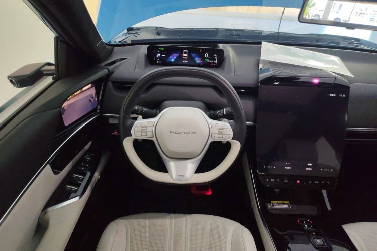 Used Honda S7 2025 Navigator Edition
