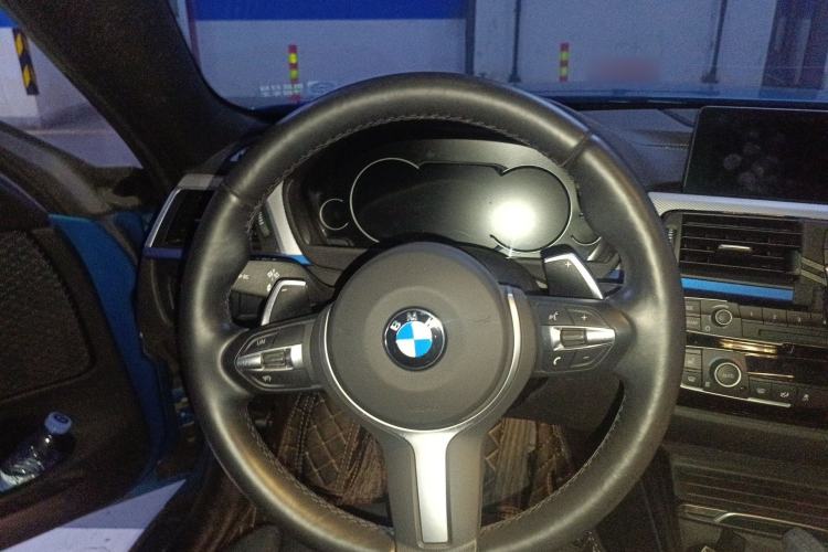 Used BMW 4 Series 2019 425i M Sport Package Steering Wheel
