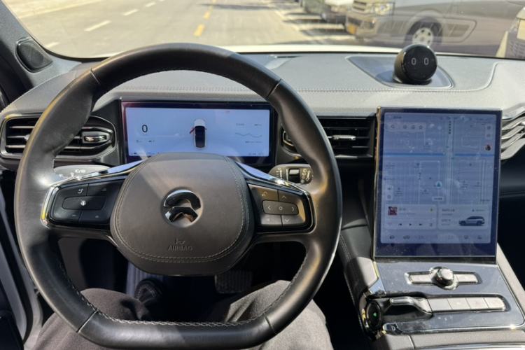 Used Nio ES8 2022 75 kWh Six-Seater Version