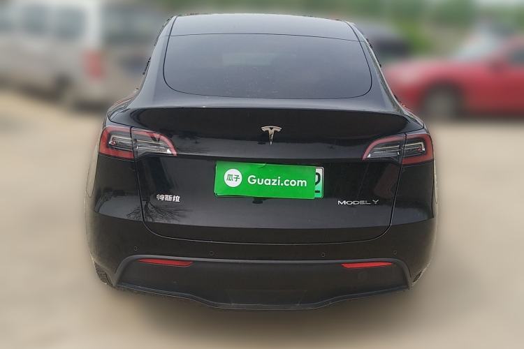 Used Tesla Model Y 2021 Long-Range All-Wheel-Drive Version