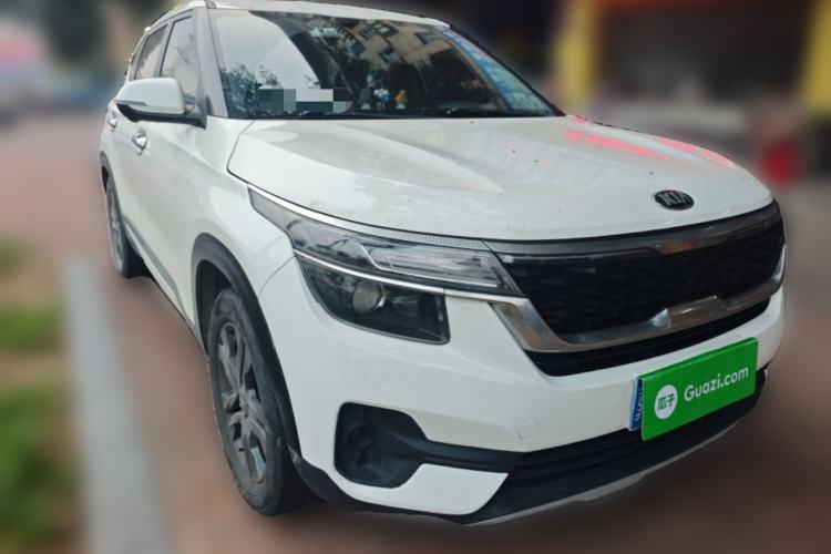 Used Kia KX3 2020 1.5L CVT Smart Edition Front Right 45 Deg