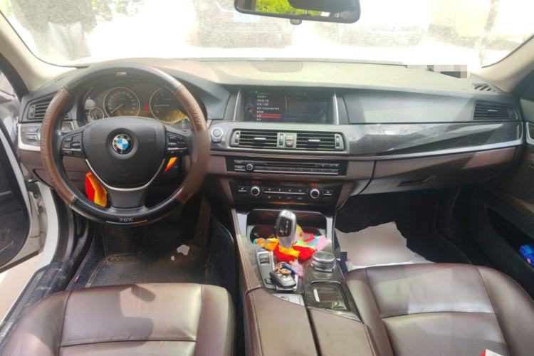 Used BMW 5 Series 2014 525Li Luxury Design Package
