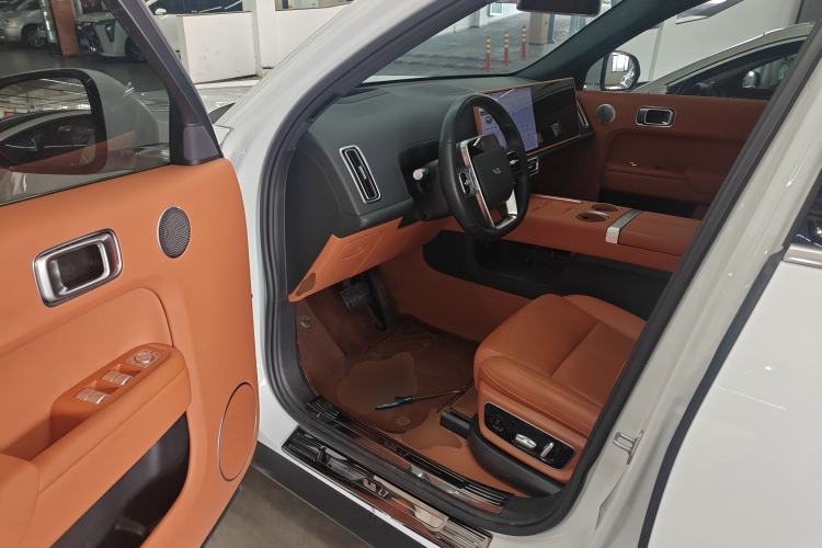 Used Li Auto L8 2024 Max
