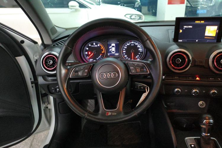 Used Audi A3 2017 Limousine 35 TFSI Fashion Model