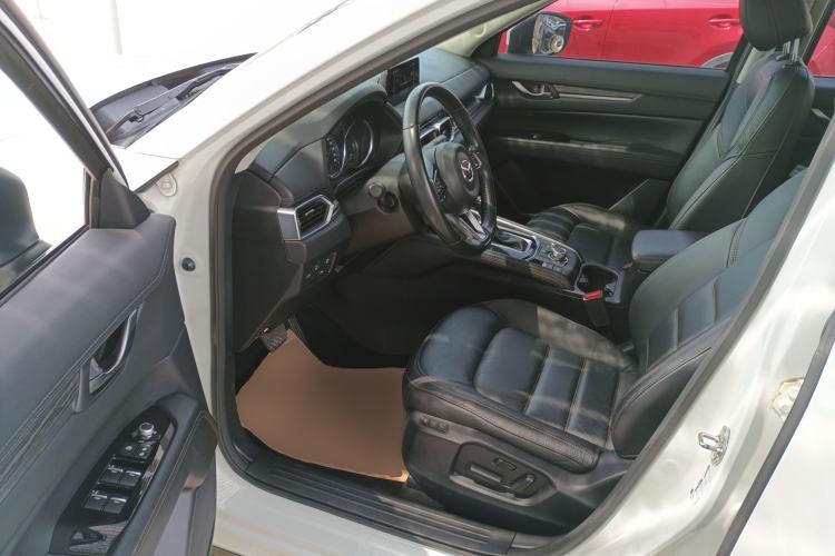 Used Mazda CX-5 2019 Cloud-Controlled Version 2.5L Automatic Two-Wheel Drive Luxury Trim China VI Standard Driver Seat