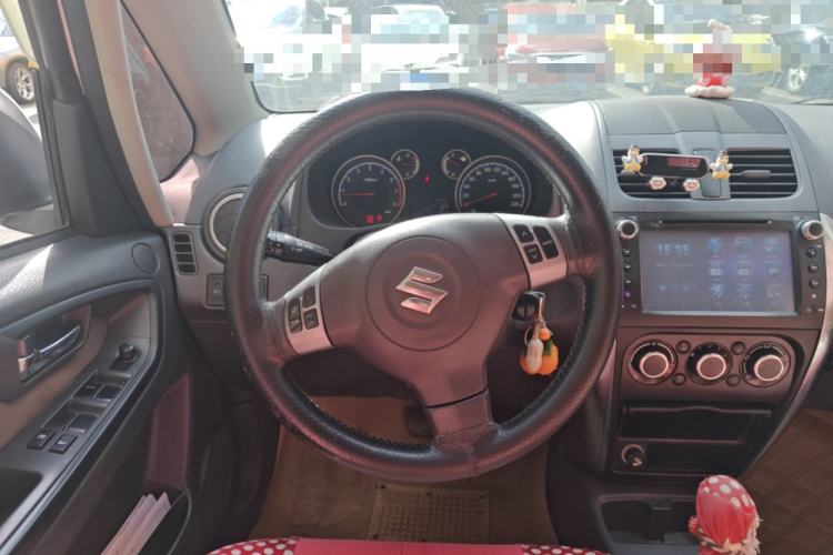 Used Suzuki SX4 2013 1.6L Automatic CoolRide Model Steering Wheel